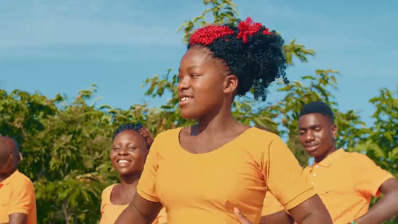 NJIA MOJA CHOIR - MAWAZO MAZURI (OFFICIAL VIDEO)