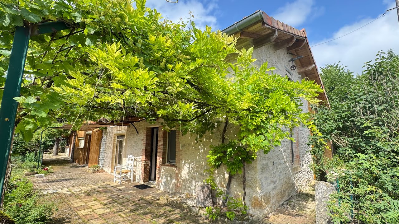 Septfonds - Maison en pierre avec dépendances