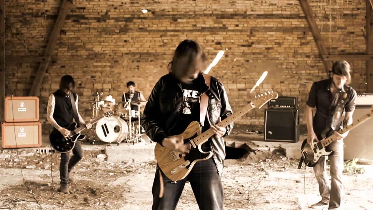 Samavayo - Universe (Official Video) - Stoner Rock based in Berlin | 2011