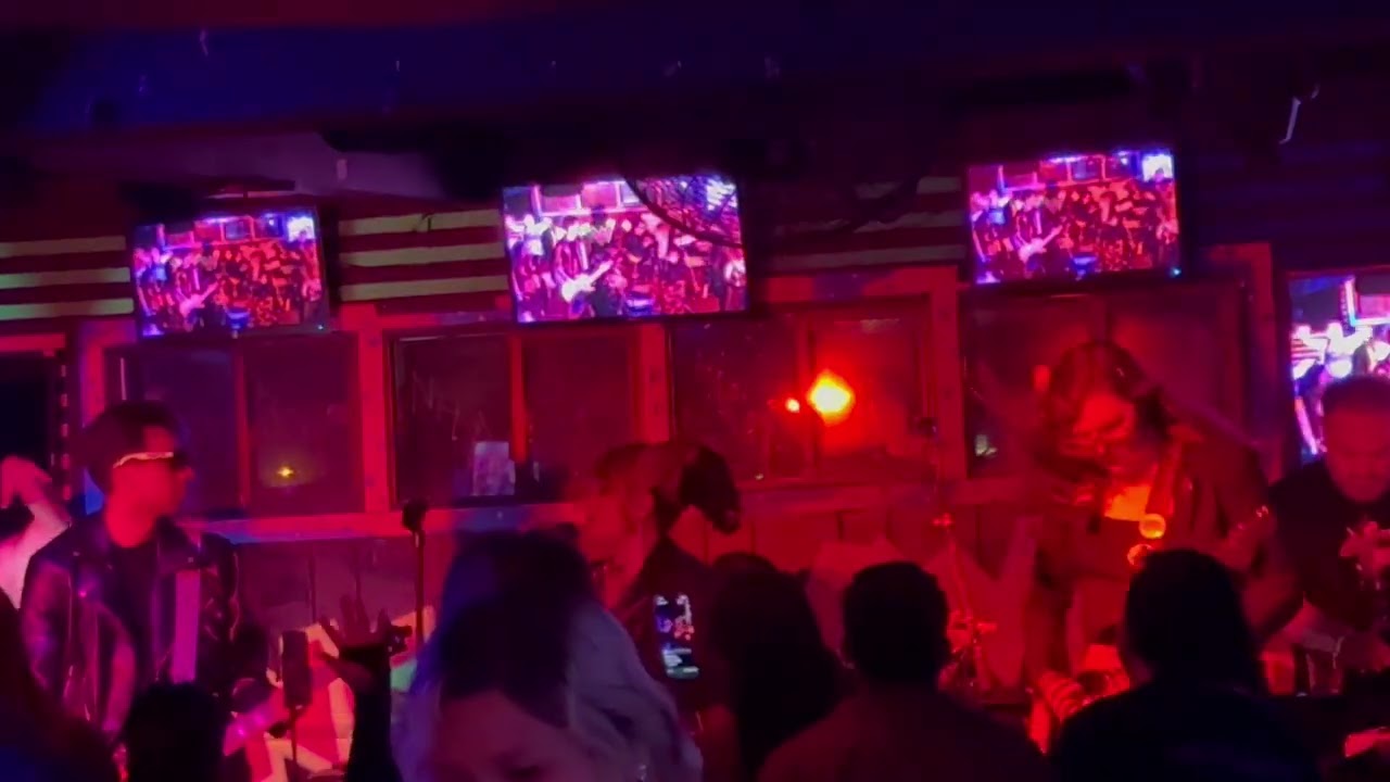 Basura @New Wave Bar 3/13/26 “Queer”
