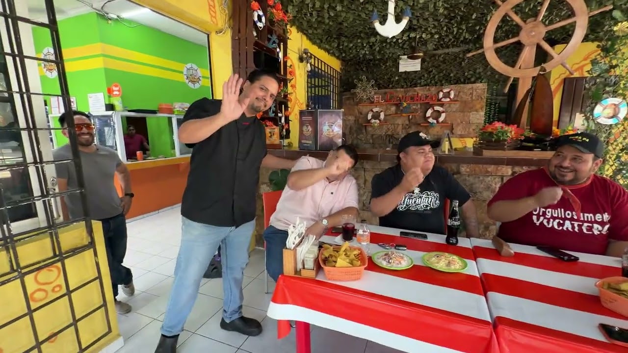 Los mejores mariscos de la Av Canek Mérida / MESA PARA 4 #138