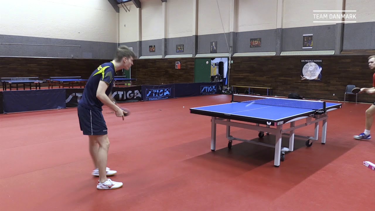 Se Anders Linds vilde bordtennis tricks