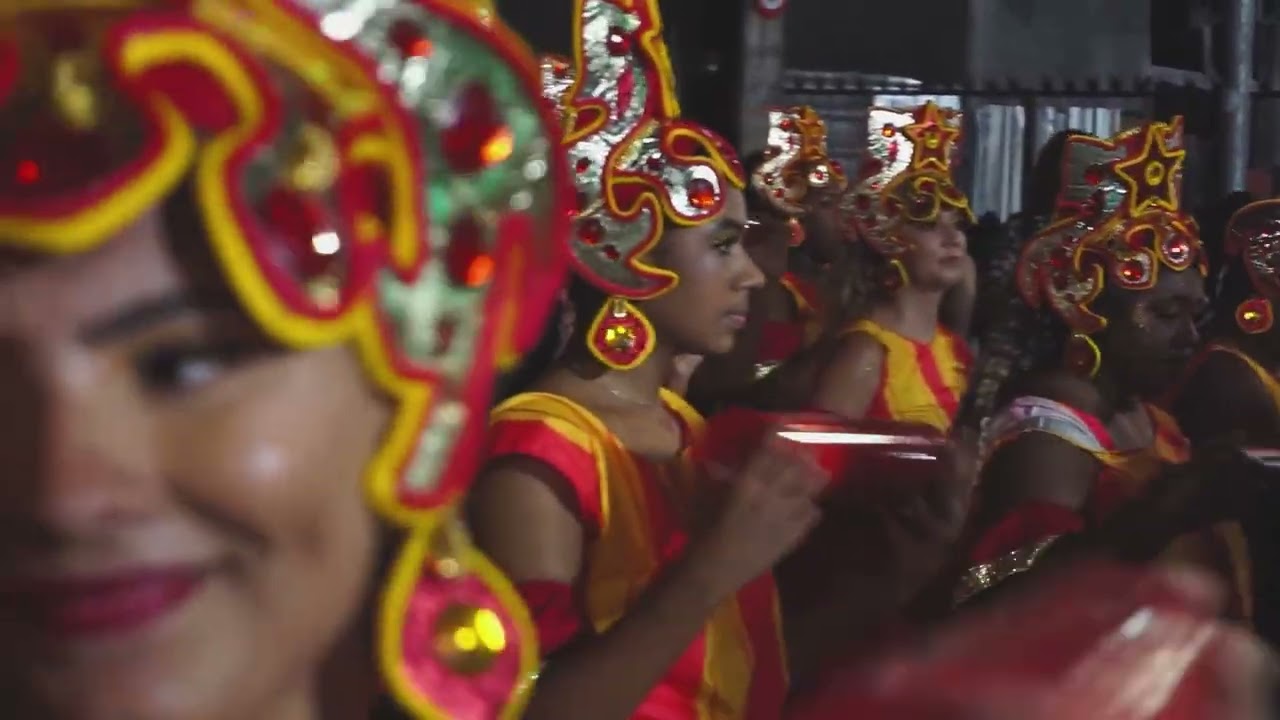 Desfile Oficial do Maracatu Nação Cambinda Estrela - Carnaval do Recife / 2026 