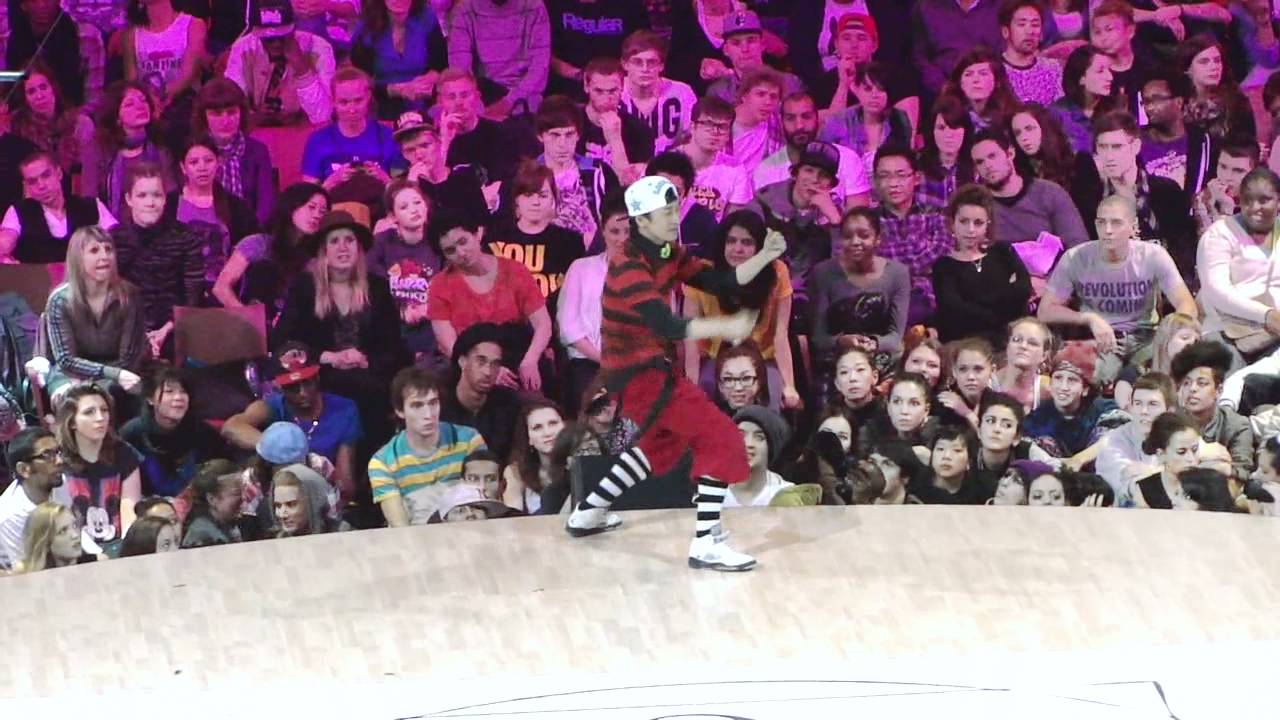 Juste Deboute 2012 Paris Bercy Locking SemiFinal Vovan & Moroz vs Ducky & Jay