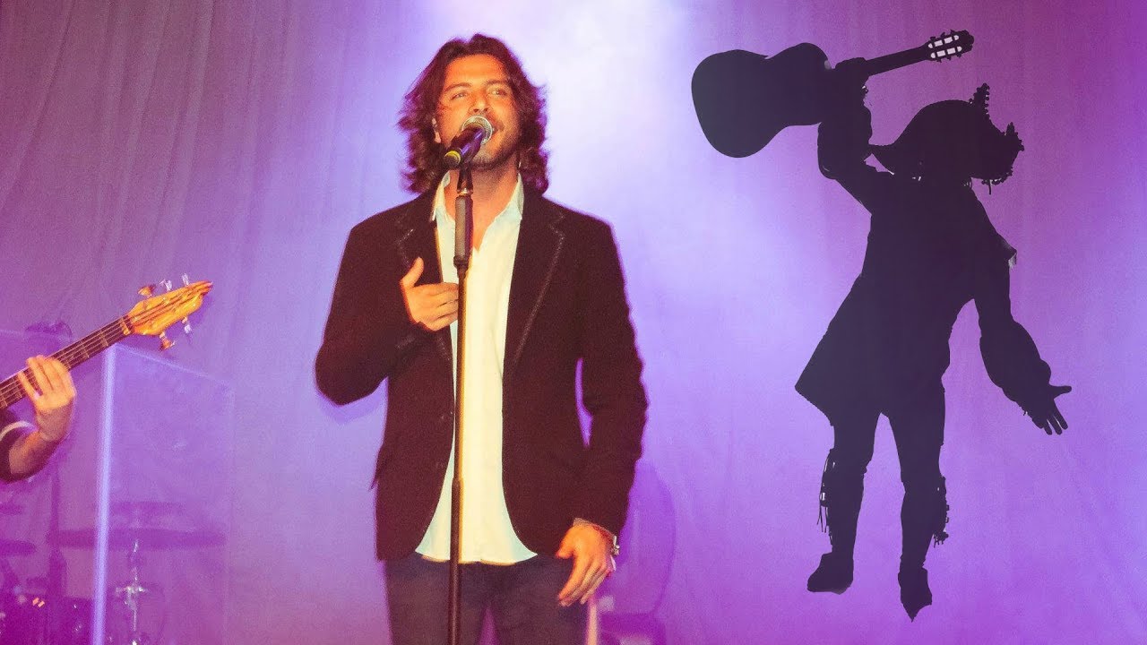 MANUEL CARRASCO canta en homenaje a JUAN CARLOS ARAGÓN