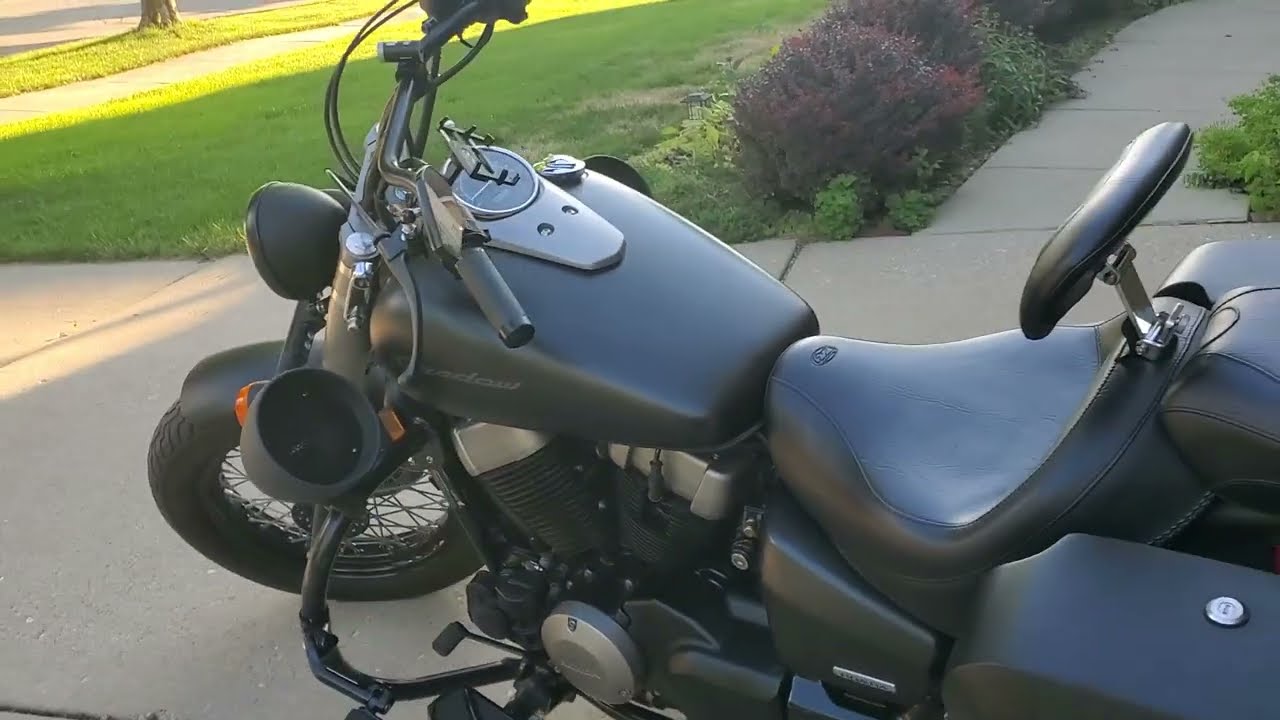 Honda Shadow Phantom with tons of aftermarket accessories Cobra pipes Mustang seat Speaker