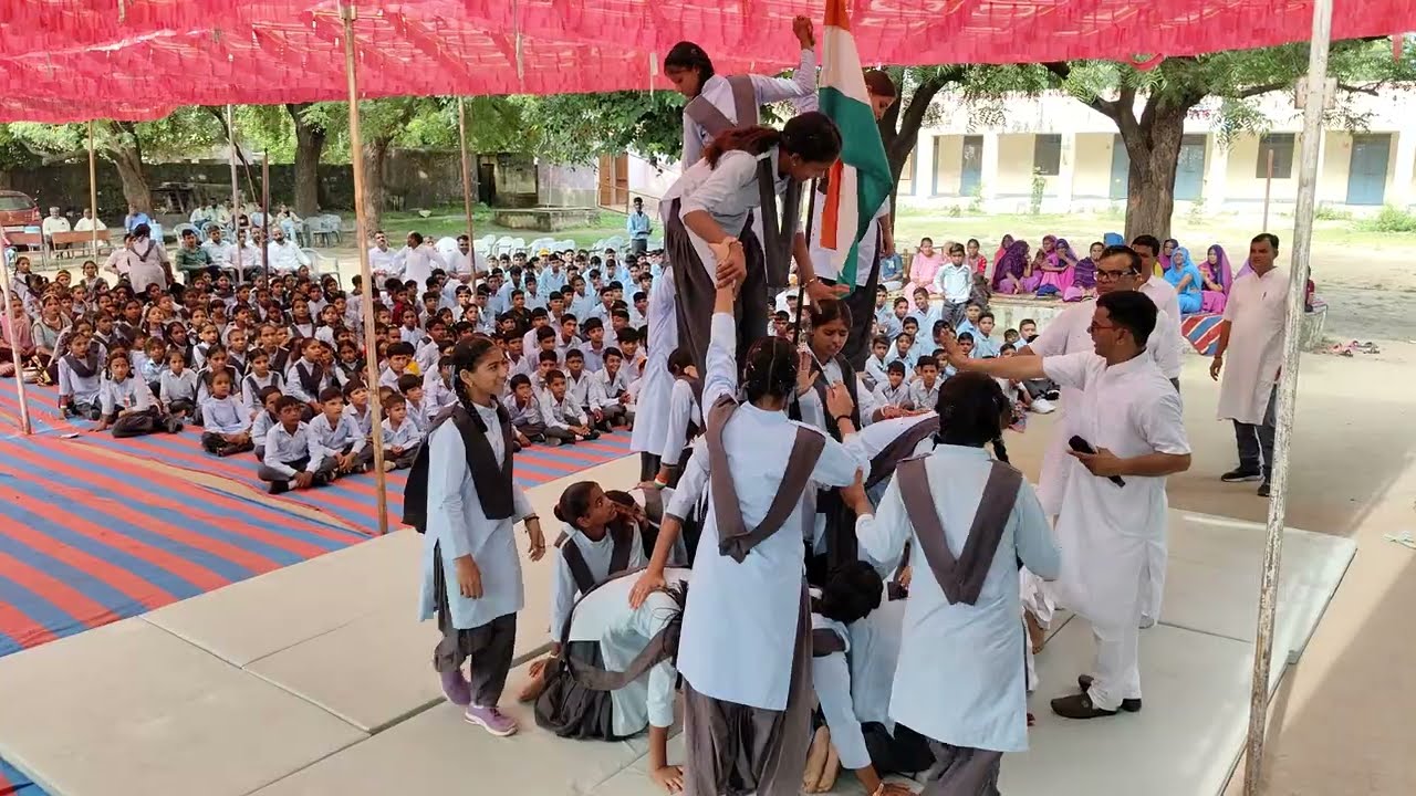 Girl Pyramid republic day 26 january 