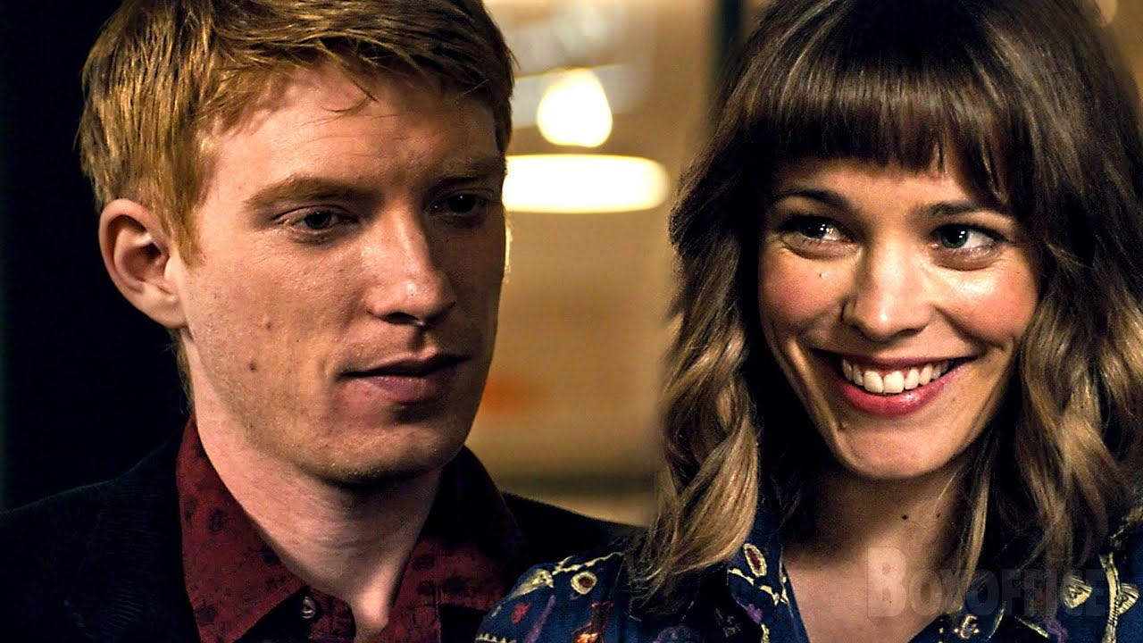 Amore a prima vista (scena iconica della commedia romantica) | Questione di tempo | Clip in Italiano