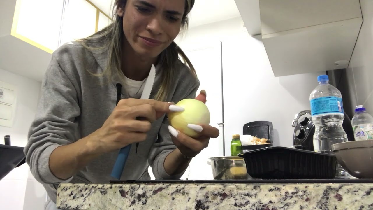 ASMR na cozinha fazendo nossa janta