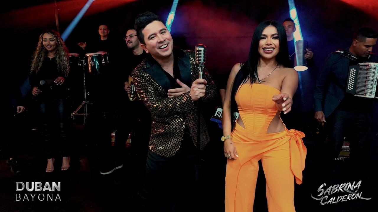 ME SOBRAN LAS PALABRAS – Duban Bayona & Sabrina Calderón (Video Oficial)