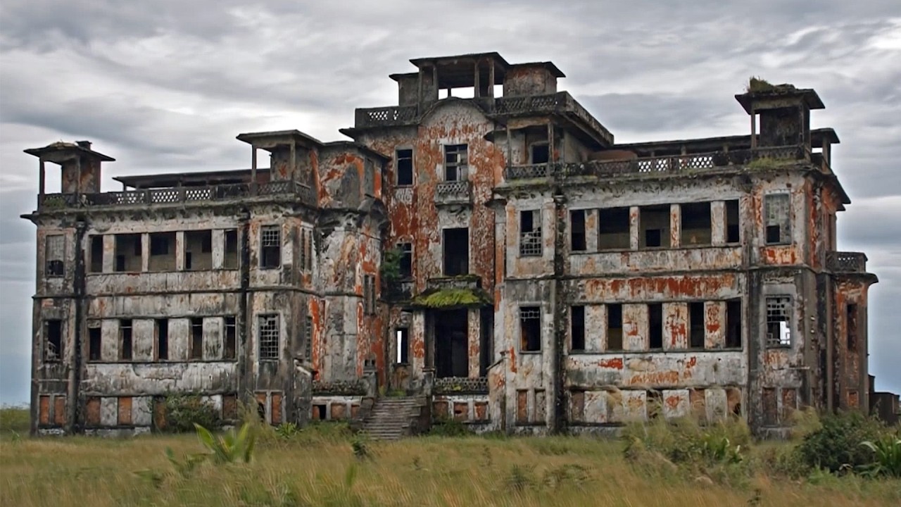 15 ABANDONED Luxury Resorts