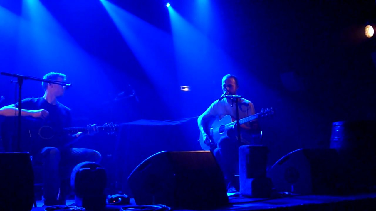 L'&OElig;il De La Chute - People Are So Noisy (Intro cut) - Live @ La Poudri&egrave;re 09 Dec. 2016