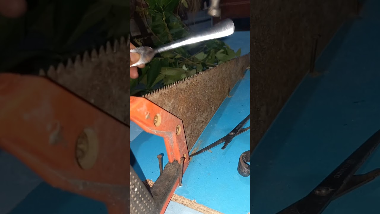How to Sharpen a Dull Hand Saw FAST (No Power Tools!)🤩