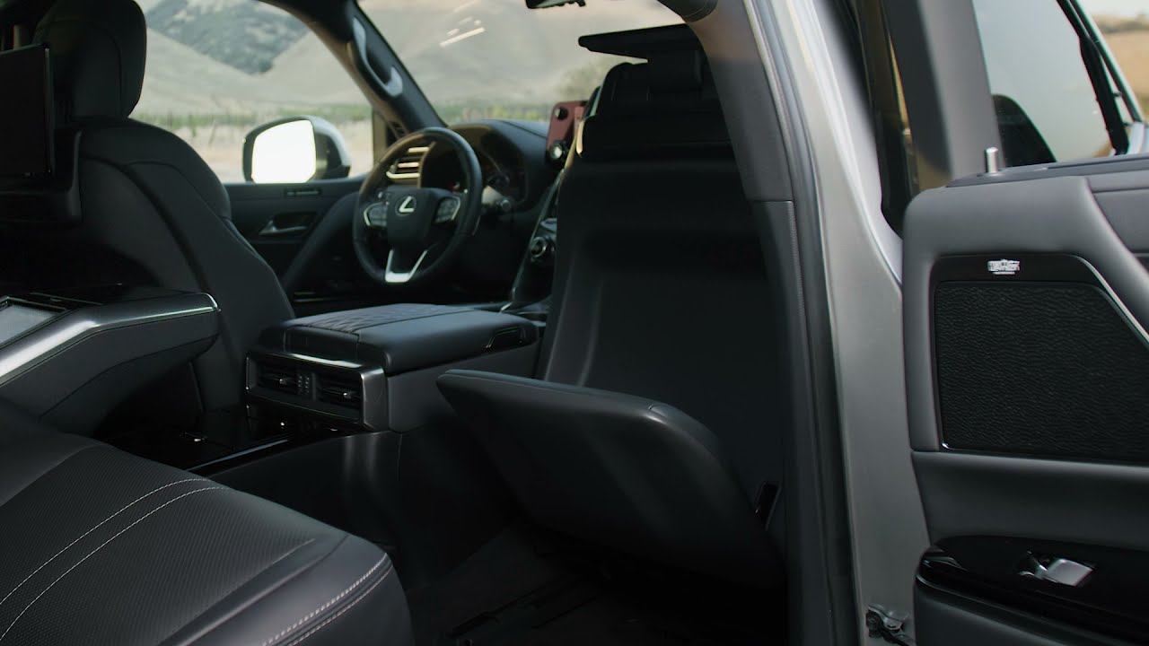 Inside the 2022 Lexus LX 600 Ultra Luxury