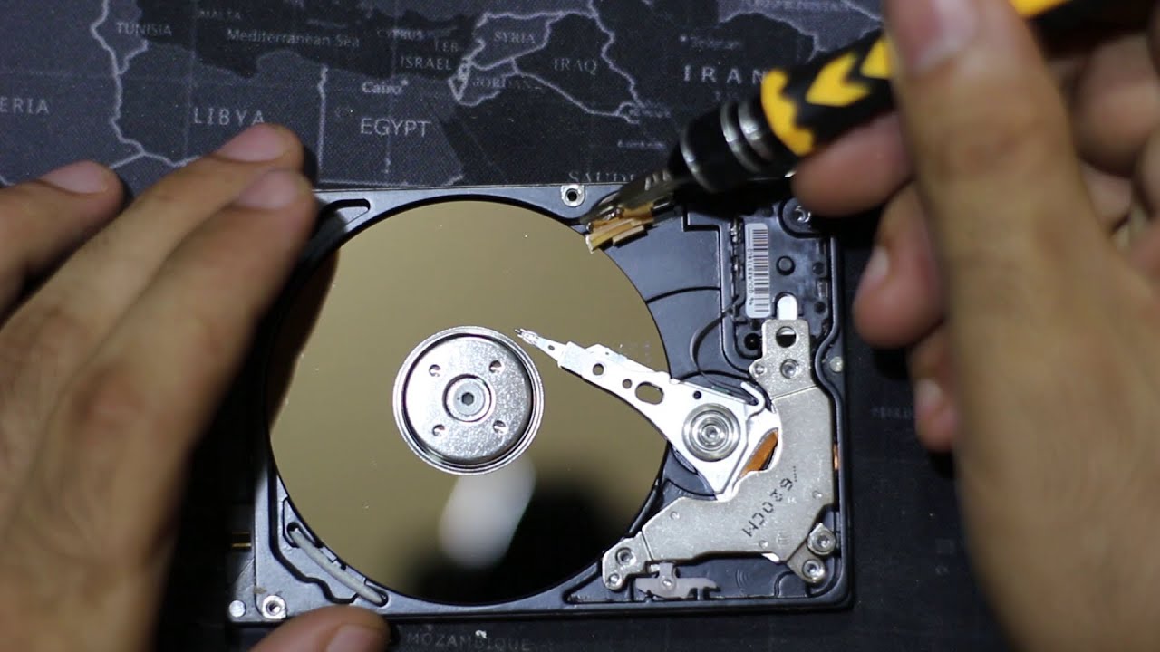 فتح قرص الصلب واكتشاف ما بداخله ( Hard Disk)