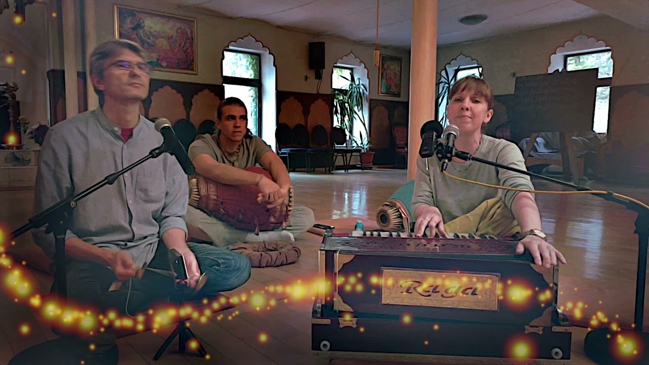 Krishna Kirtan in Goloka Dhama (Germany) | performed by Usha | 2025-11-23