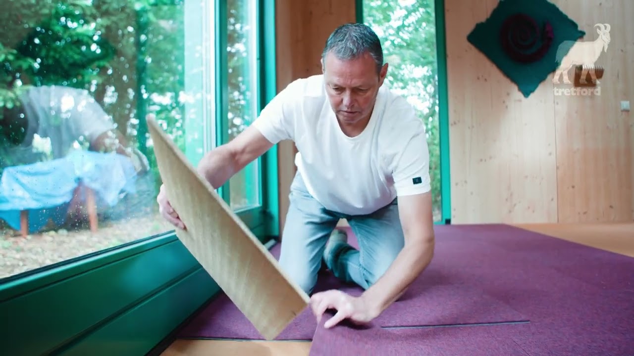 Comment poser les dalles moquette tretford?
