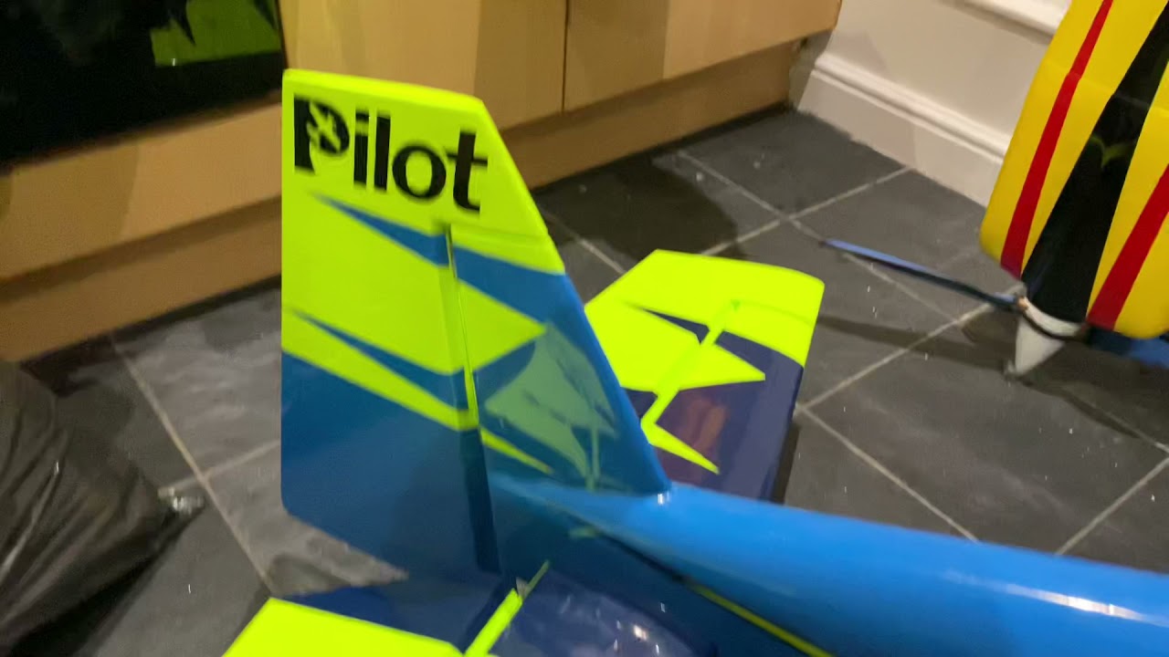 Pilot Rc Slick 84” stage build 15  Radio installation- January 2022