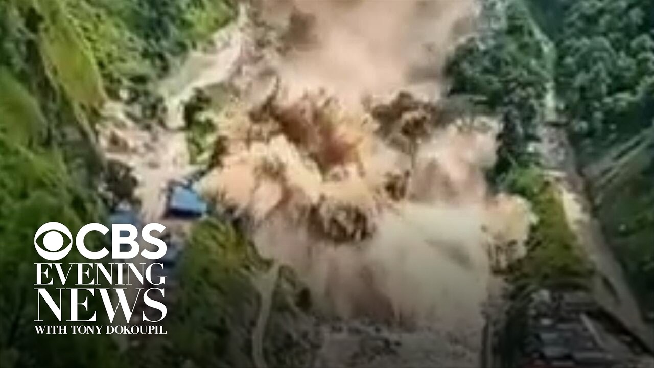 Nepal on alert for new flooding, death toll passes 800