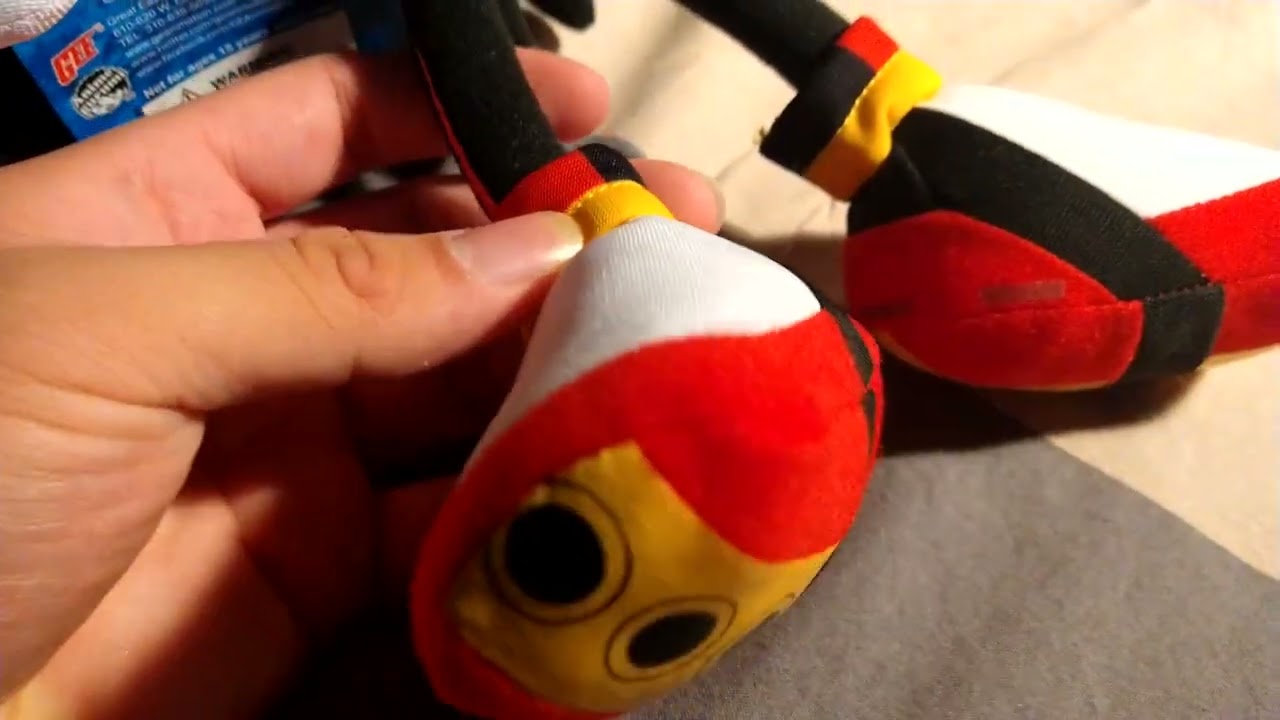 Great Eastern Entertainment Shadow the Hedgehog 12