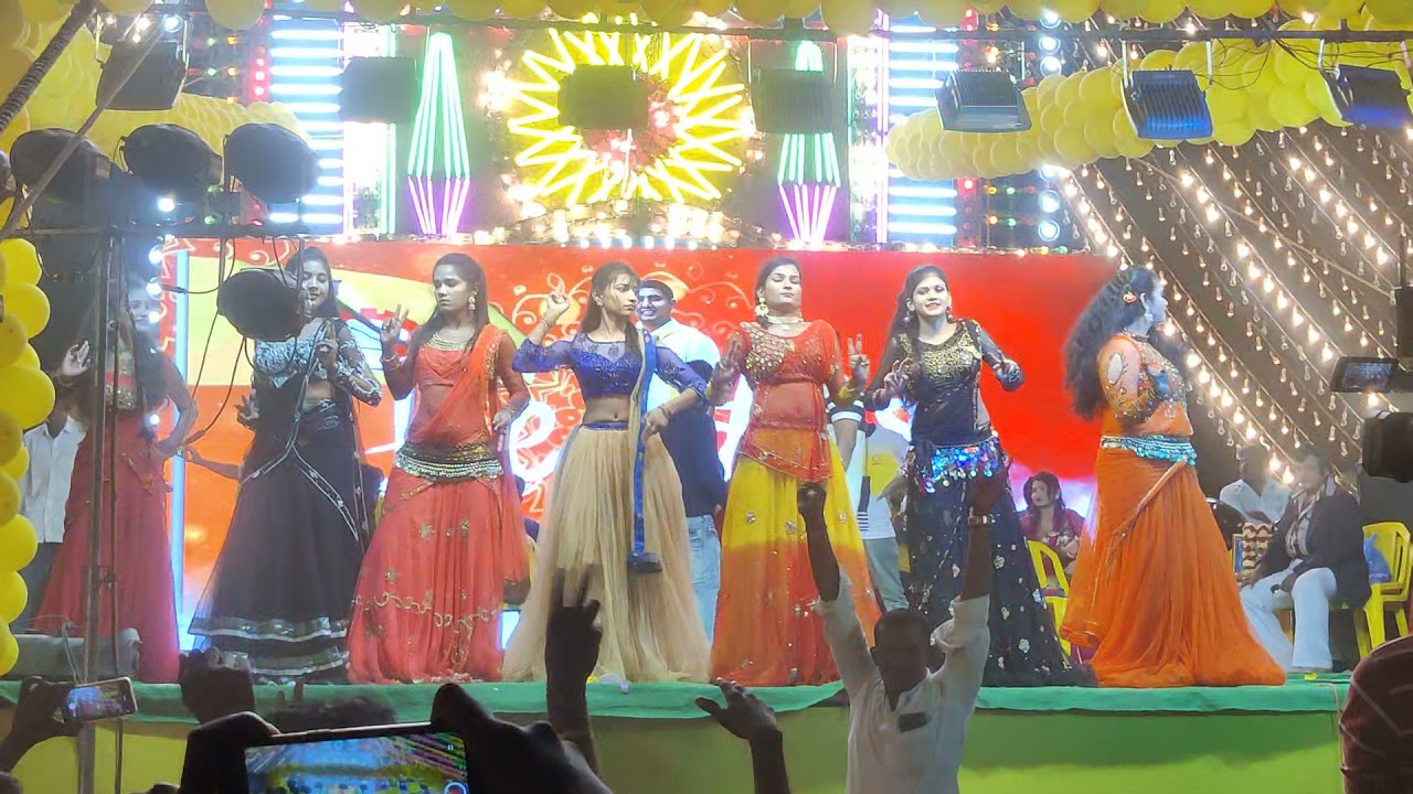 Beautiful Girls on Stage - TDP Kadali Randi Telugu Desa Karyakarthalara Song - SingaraKonda Tirunala
