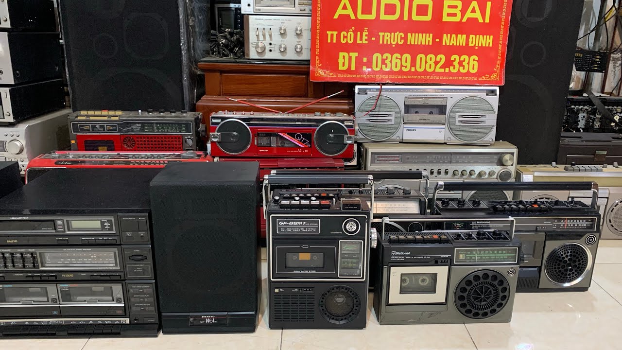 Radio cassette Nationna. Sharp kiểu dáng quân đội . Lh:0369082336