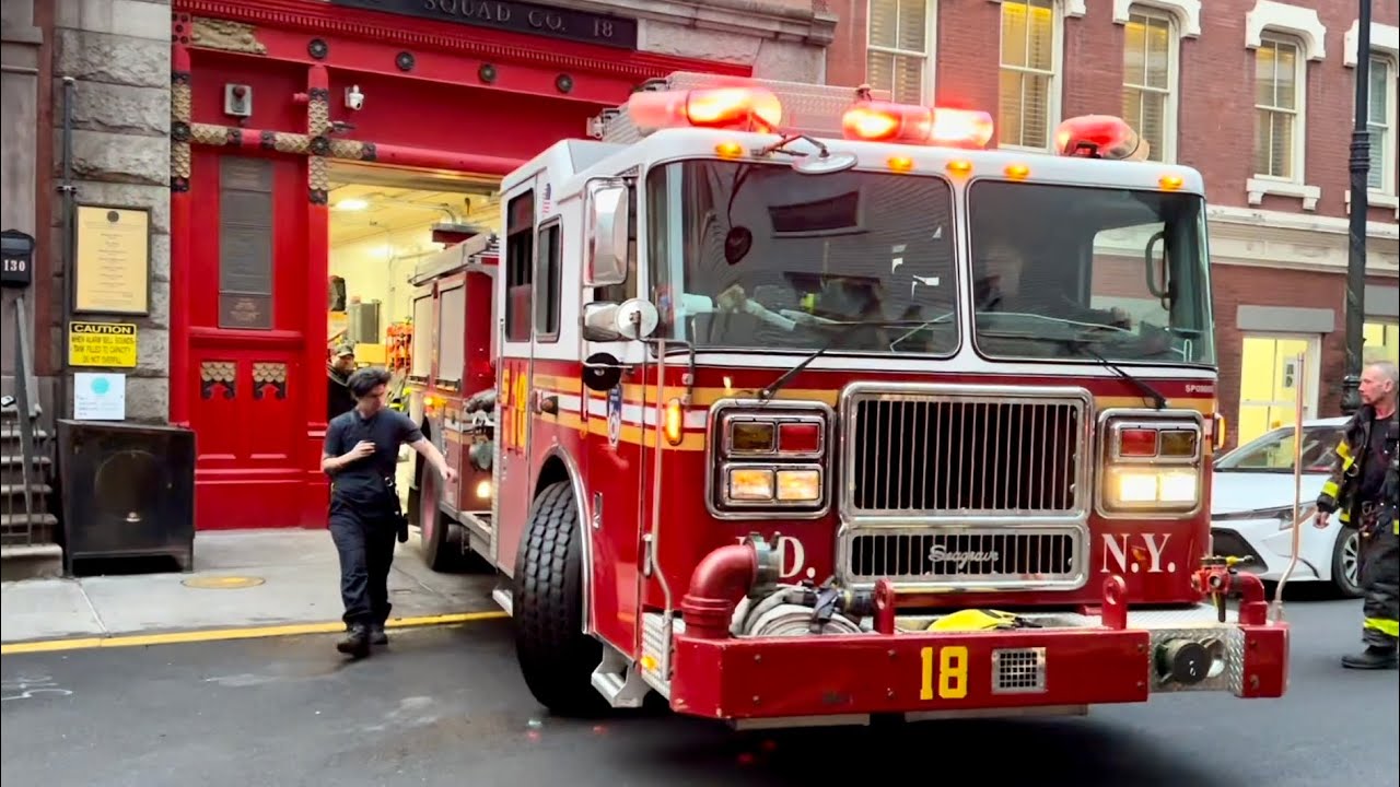 FDNY Squad 18 (Spare Engine) Responding Water Matrix possible person in the water