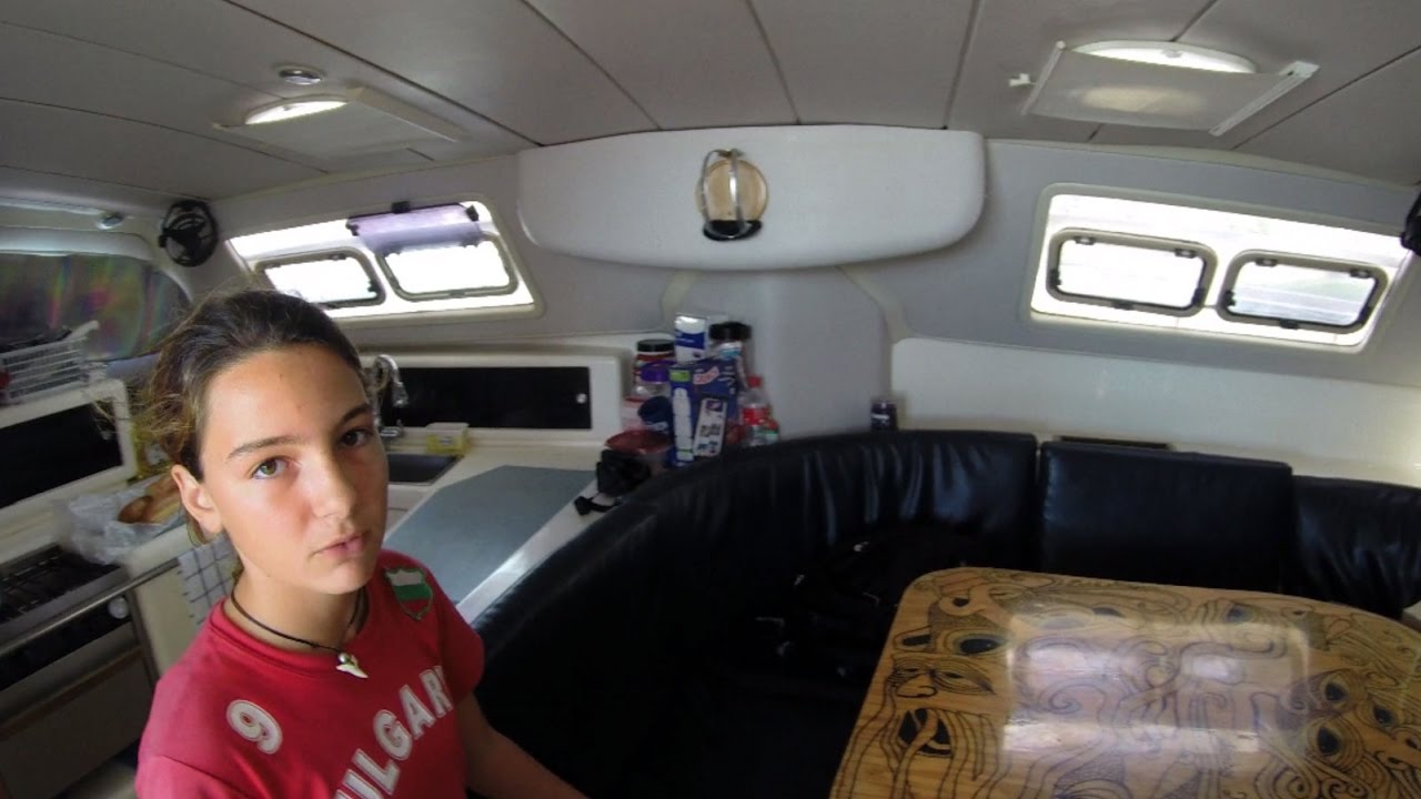 17. Boat Tour Leopard 38 & Sailing Vacation Aboard Fata Morgana in Bora Bora @The Life Nomadik
