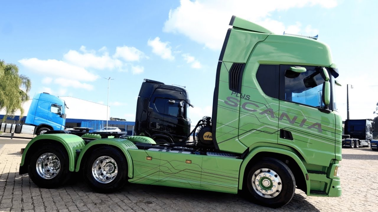 R 540 Plus 2024 com Só 91 Mil KM e Todos os Opcionais Premium!