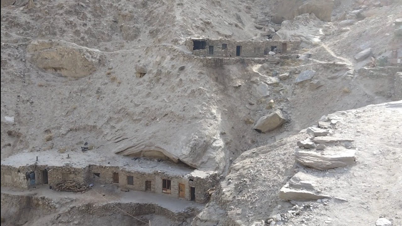 EXPLORING THE GEMSTONE MINES HUB OF GILGIT-BALTISTAN || GEMSTONE MINES OF PAKISTAN