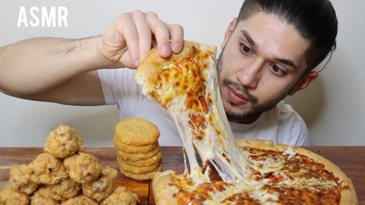 ASMR SUPER CHEESY PEPPERONI PIZZA + MOUNTAIN OF HONEY GLAZED WINGS & HASH BROWNS | MUKBANG