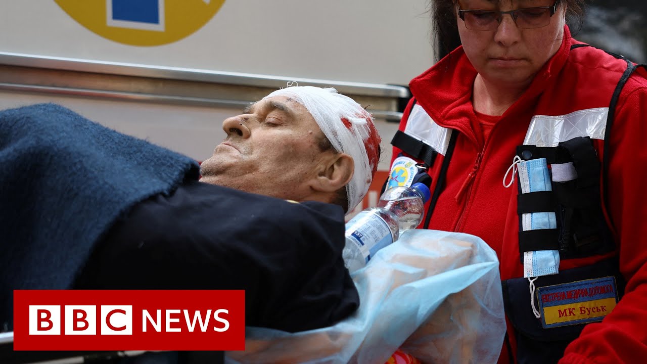 Russia widens assault on Ukraine with deadly hit on military base near Poland - BBC News