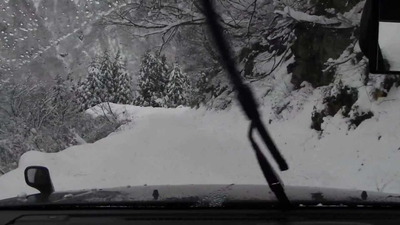 エスクード 雪の林道 　snow attack　スノーアタック　Suzuki Grand Vitara V6　 3.2