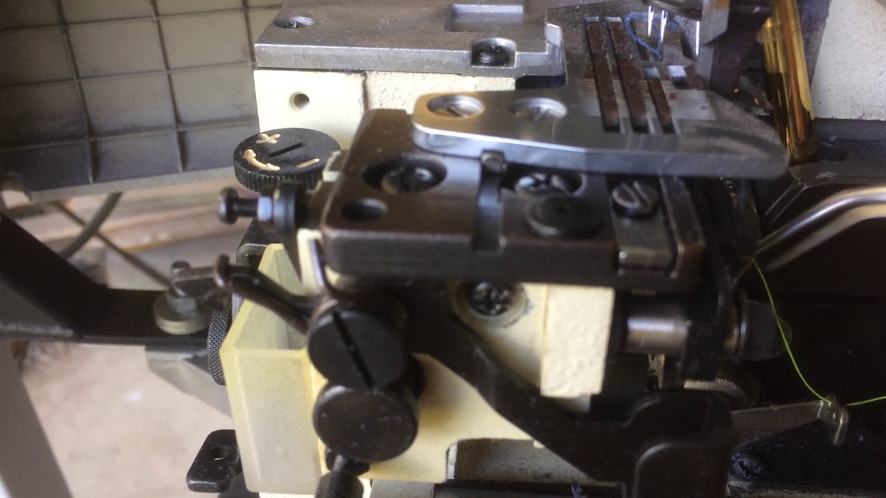 Threading Upper Looper Siruba 747
