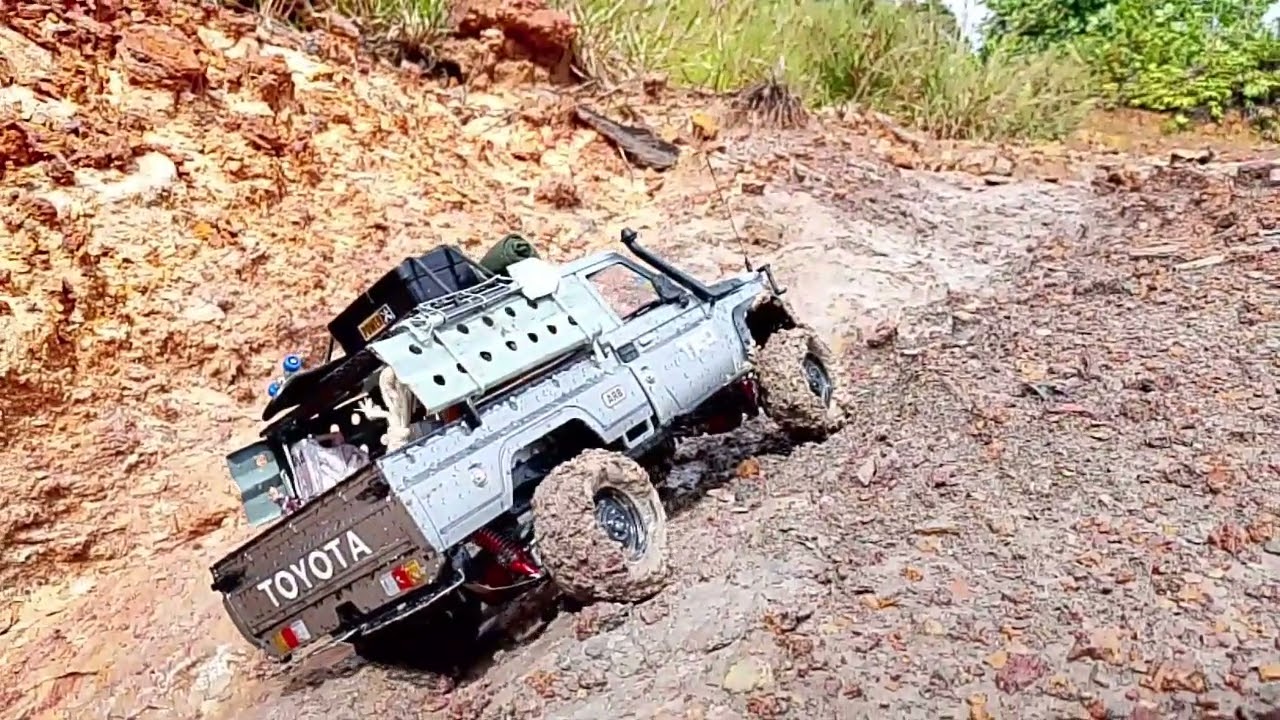 Mn82#offroad #4x4rwd #rccar #rccrawler 