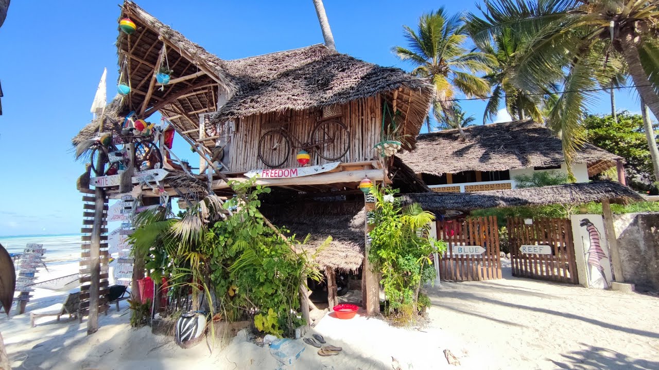 Zanzibar 2/2 - Jambiani Beach & The Village