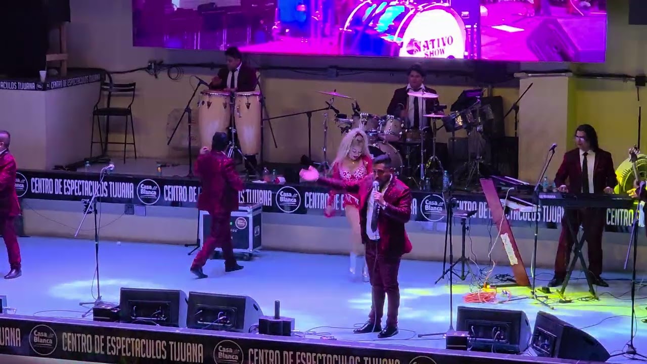 Nativo show en Tijuana 1ra vez; Sobrino de Champán, Doña Juana.