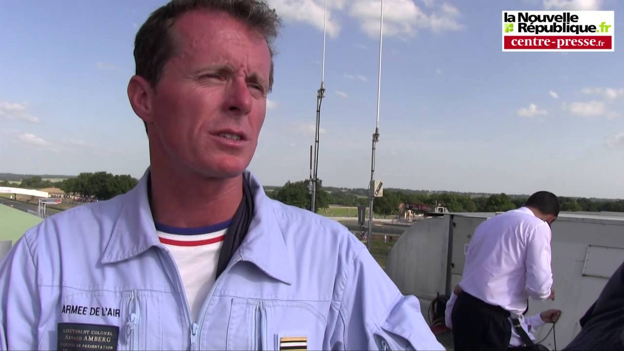 VIDEO. Le show de la Patrouille de France au Vigeant
