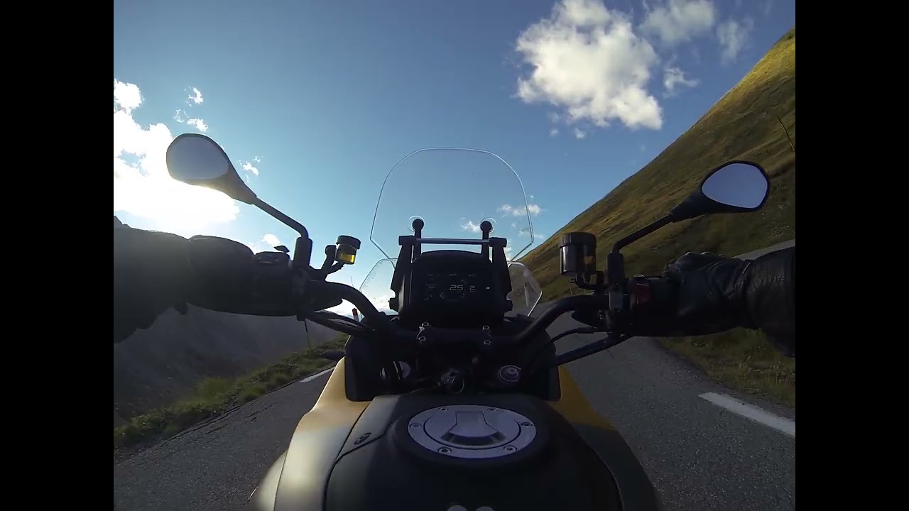 Moto Guzzi Stelvio V100.Al Colle Dell'Agnello versante francese