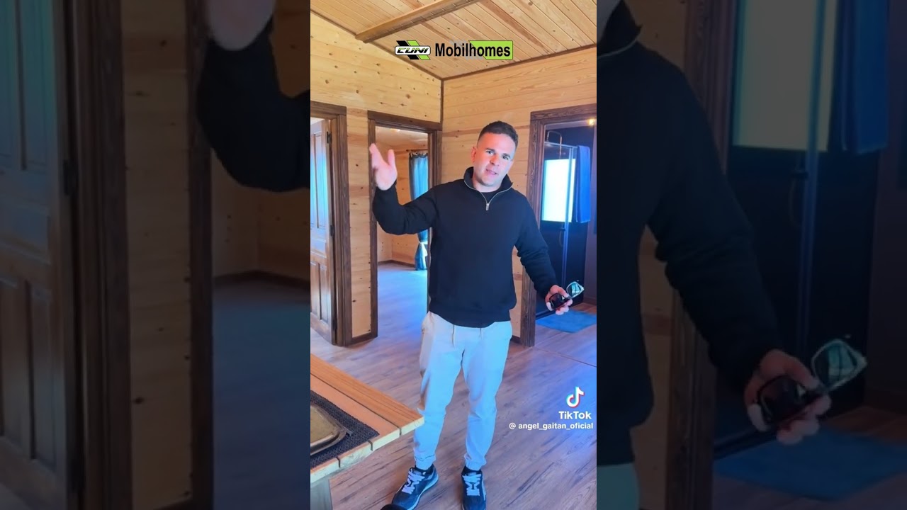 🔧🏡 &iexcl;El gran &Aacute;ngel Gait&aacute;n ha venido a nuestras exposiciones! #&aacute;ngelgait&aacute;n #mobilhomes #mobilhome
