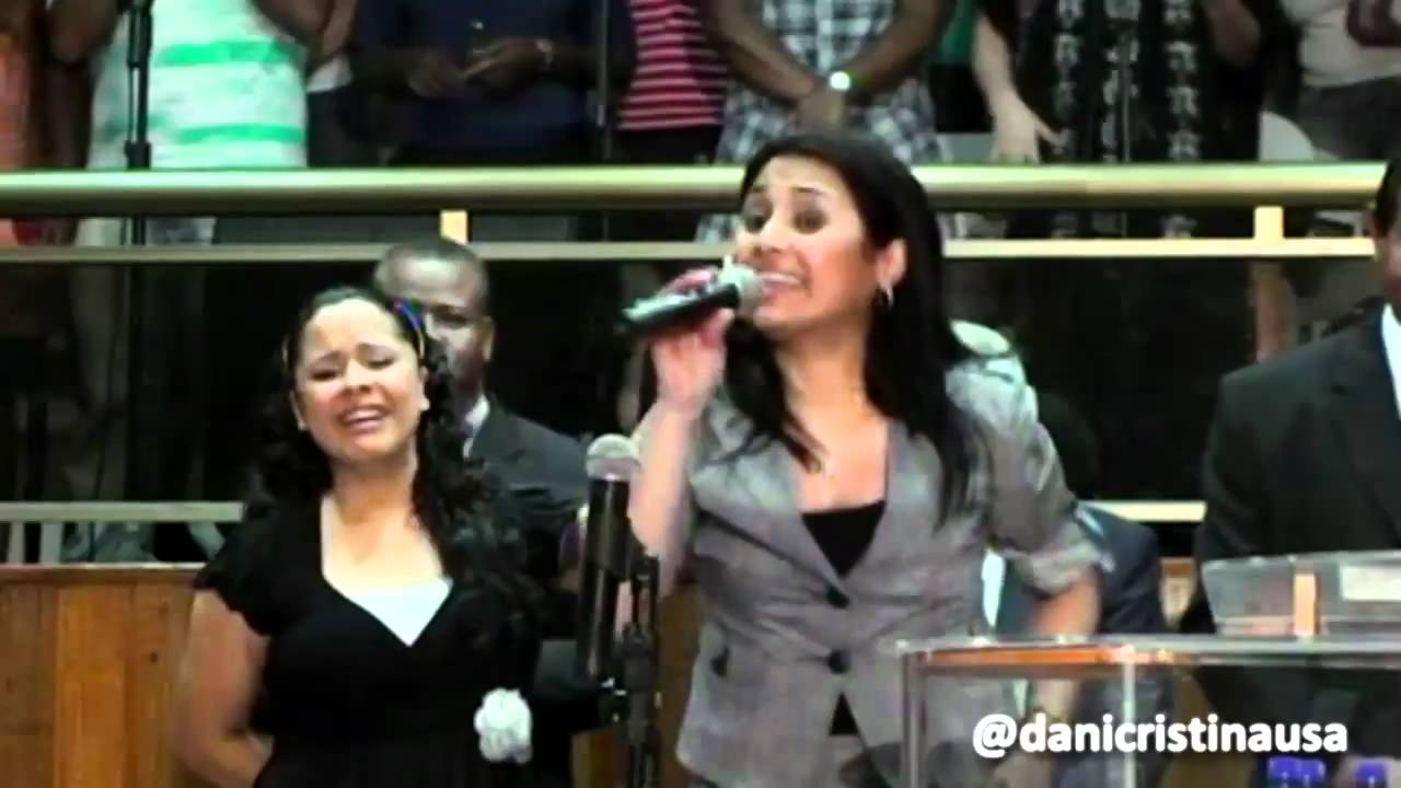 Danielle Cristina - Projeto Santo (ao vivo)