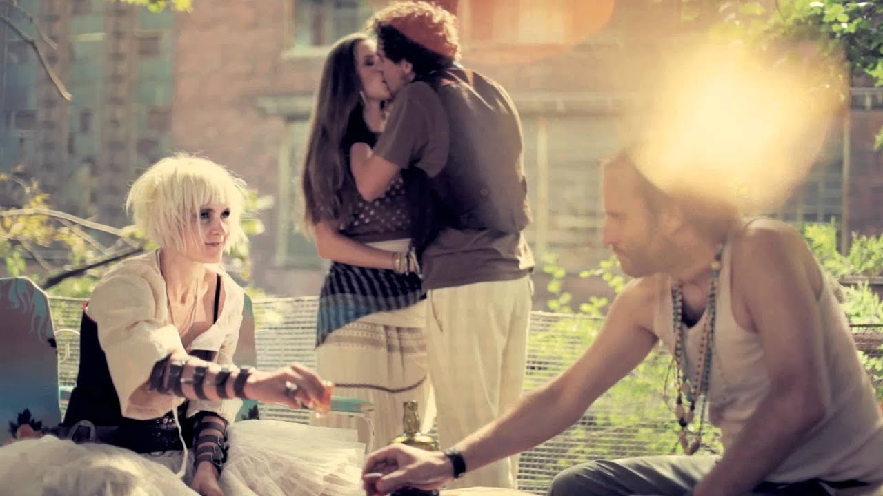 Mono & Nikitaman - 