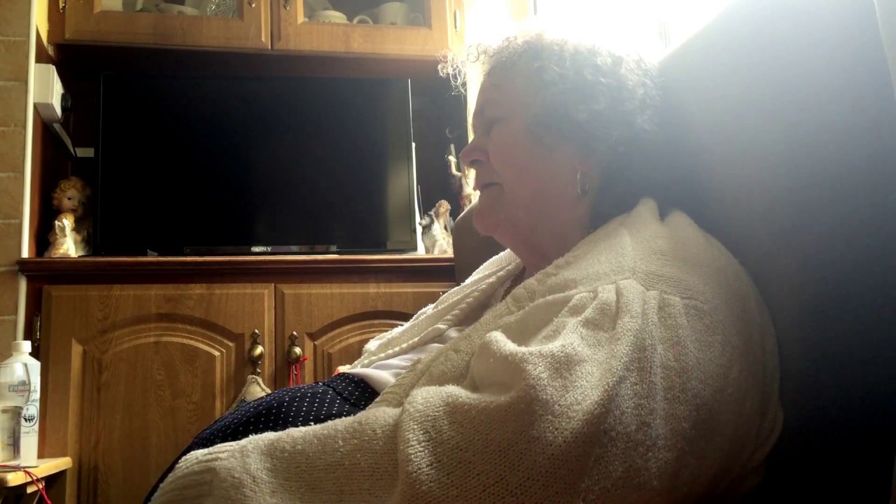Maggie Mongins sings What Put The Blood : Song Collectors Collective