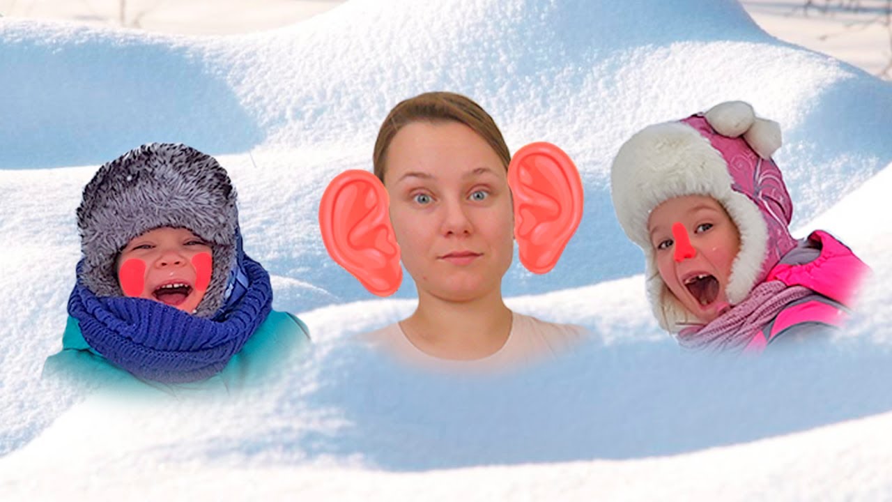 Lera and mom play with snow and make a snowman collection of episodes