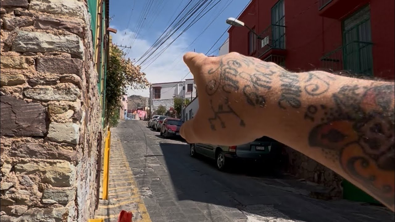 Walking UP that hill Woof Guanajuato GTO Mexico 