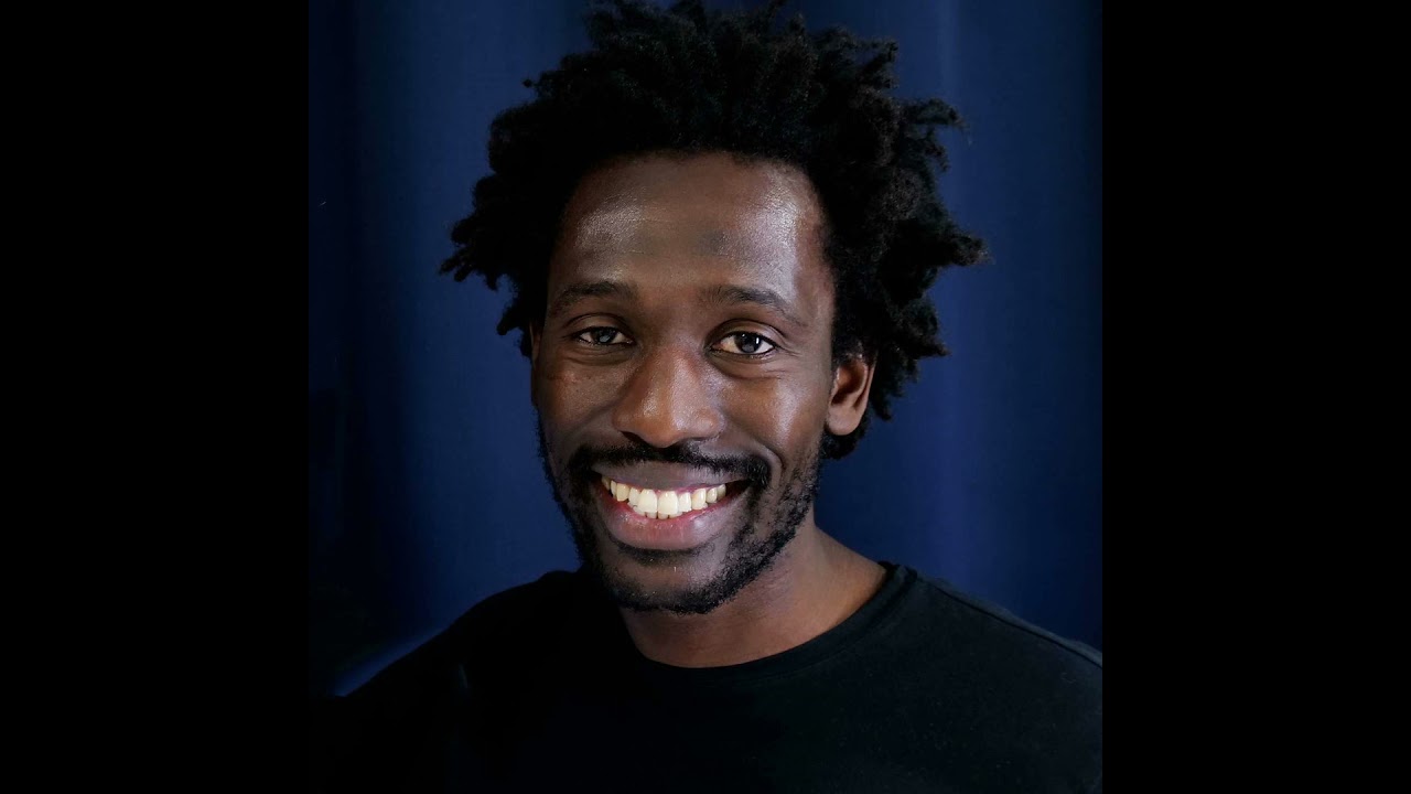 Ep 66: Mossi Traoré talks to Godfrey Deeny about “Bridging Artistic Expressions” FR