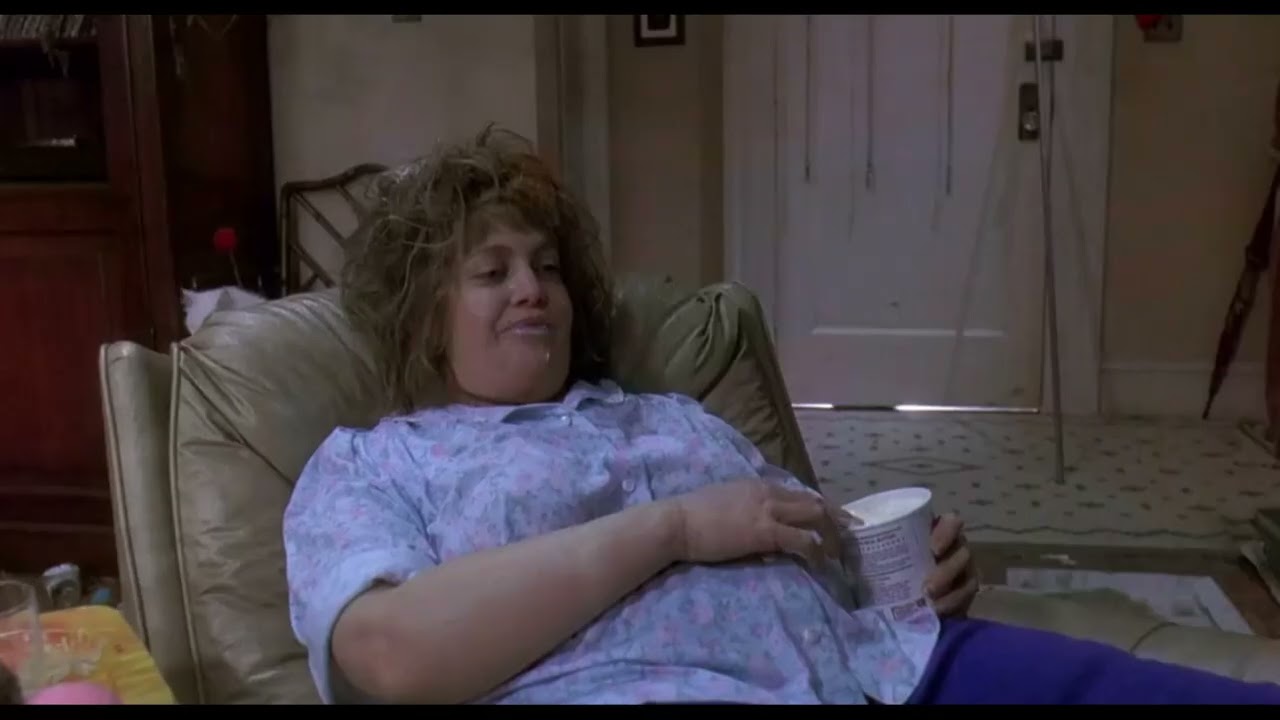 Death Becomes Her scene - Helen loses her mind