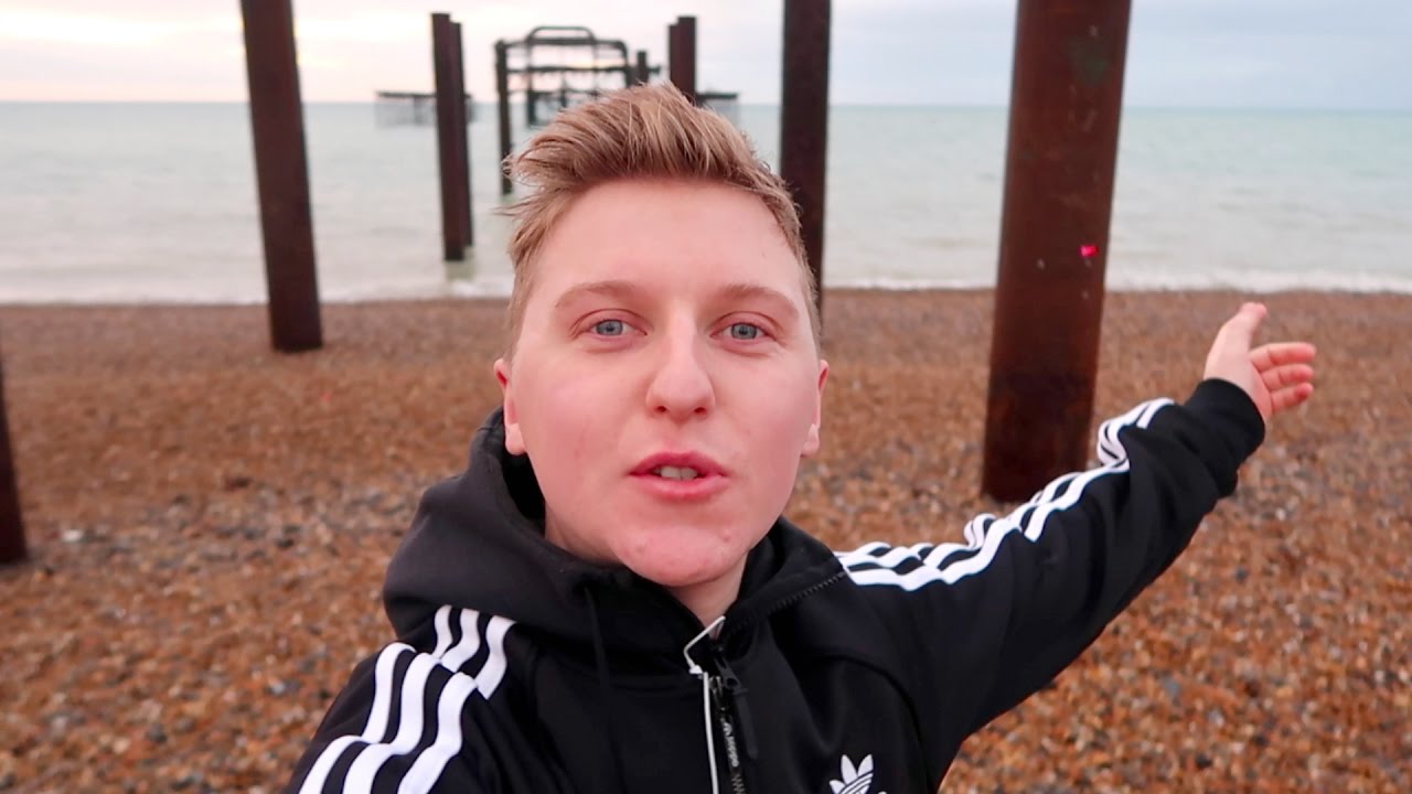 FIRST VLOG OF 2017 !!!