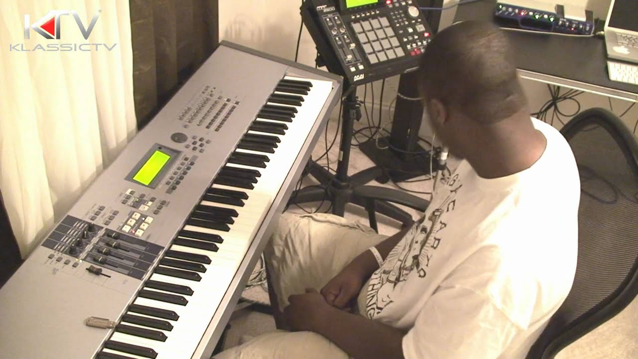 Mike Kalombo - New Toy Old Me