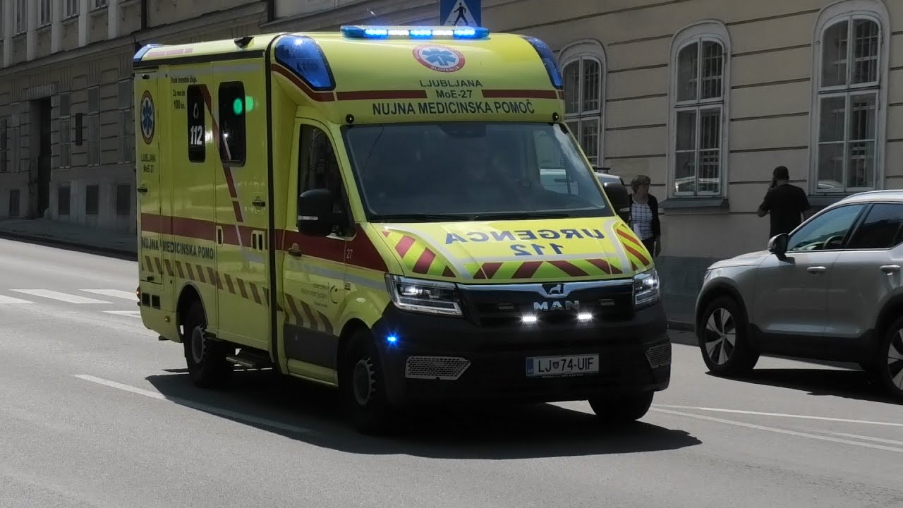 [Slovenia] Ambulances Responding in Ljubljana! (2x)